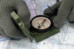 آموزش قطب نما نظامی در کوهنوردی