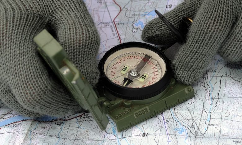 آموزش قطب نما نظامی در کوهنوردی